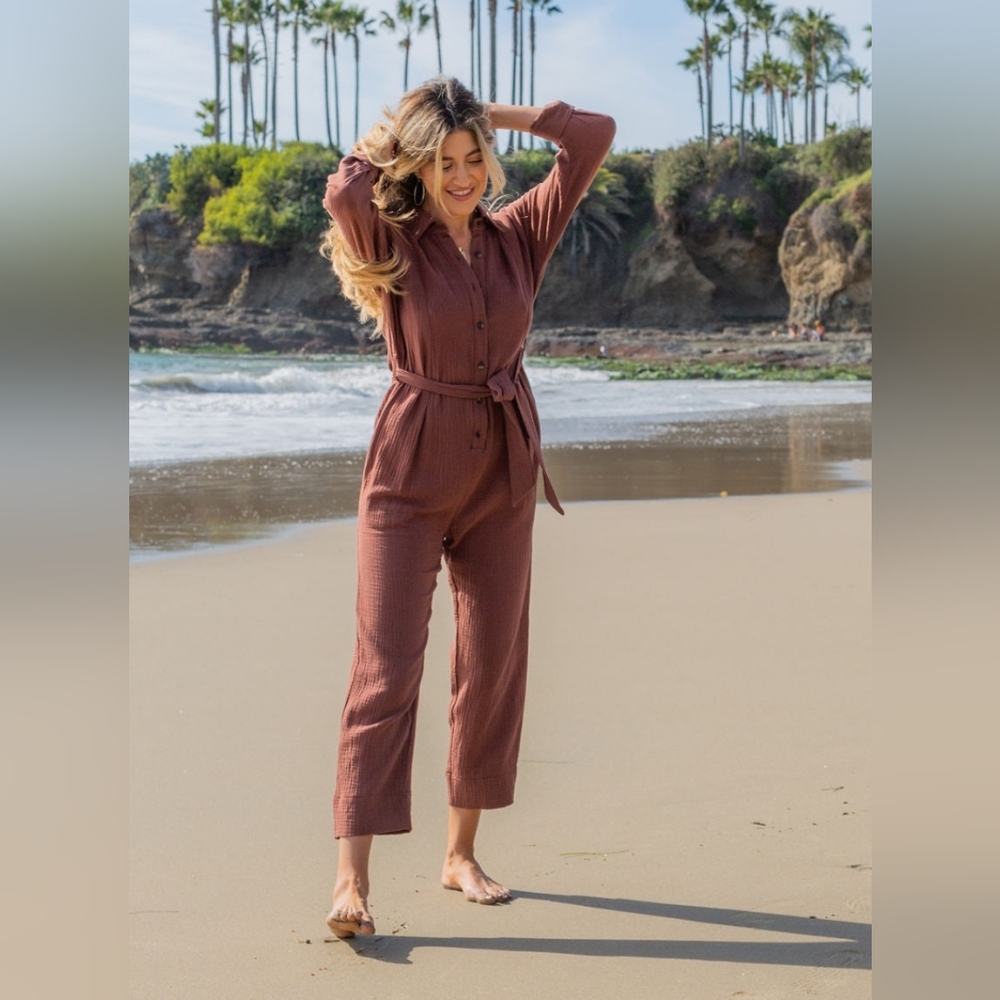 Lush Long sleeve jumpsuit with belt, color chocolate, SZ Sm